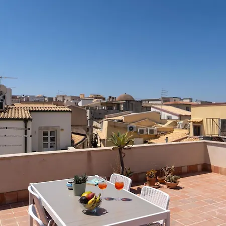 Guesthost - Mercato Di Ortigia Apartament Syrakuzy