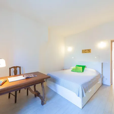 Guesthost - Mercato Di Ortigia Apartamento