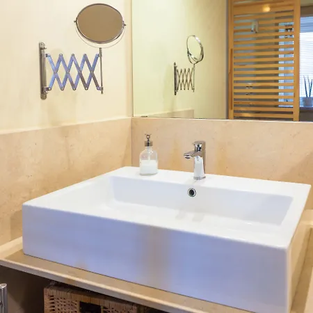 Guesthost - Mercato Di Ortigia Apartamento Syracuse