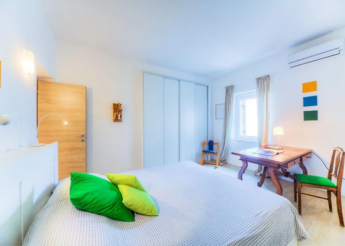 Guesthost - Mercato Di Ortigia Apartament *